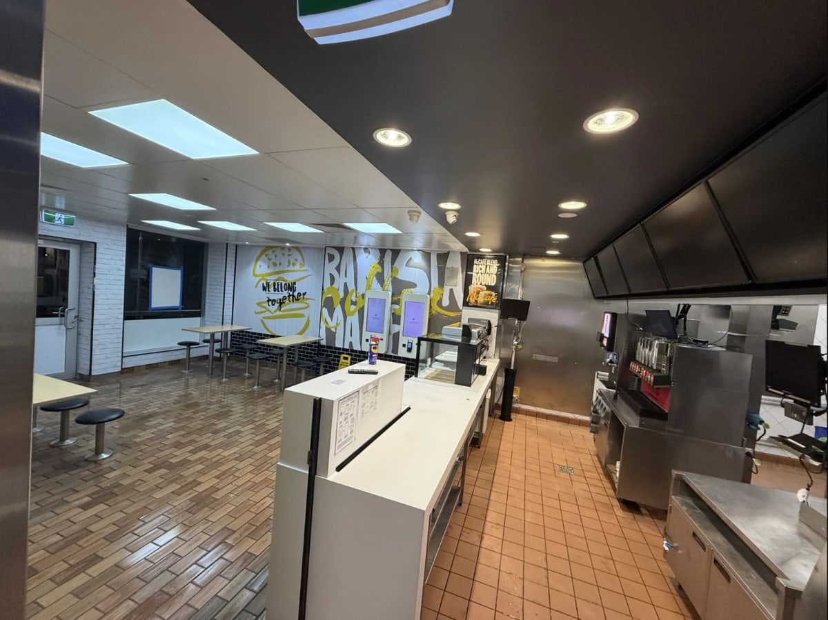 McDonald’s service counter and dining-area floors from a Jomajo cleaning project
