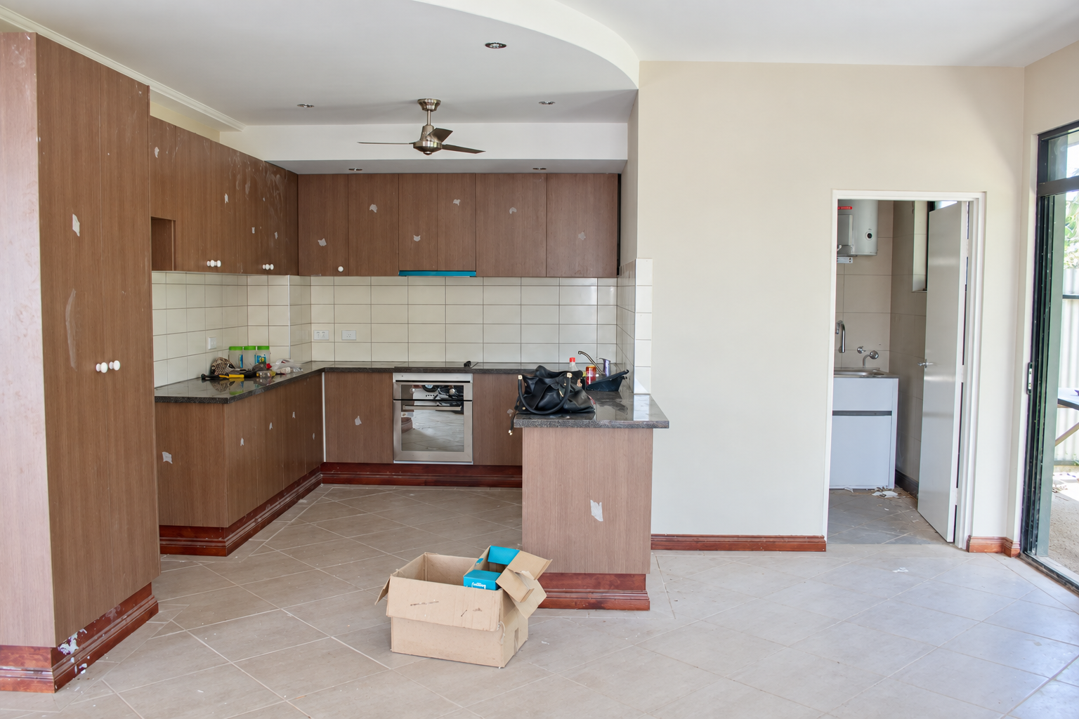 Newly completed Darwin kitchen prepared for a builders clean